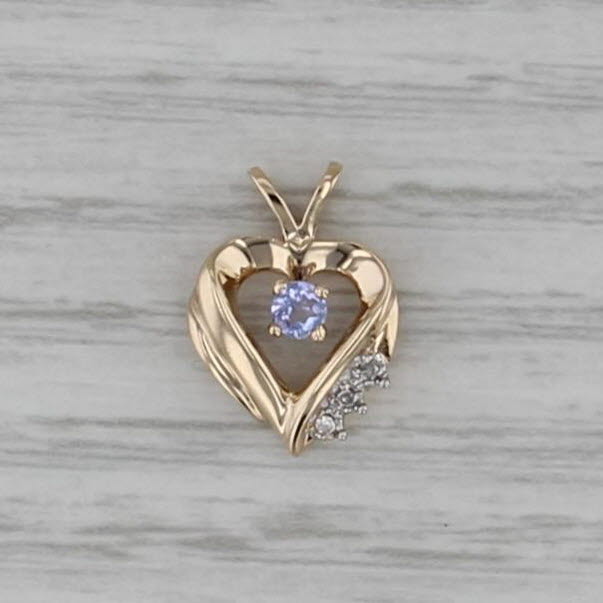 0.11ctw Tanzanite Diamond Heart Pendant 10k Yellow Gold