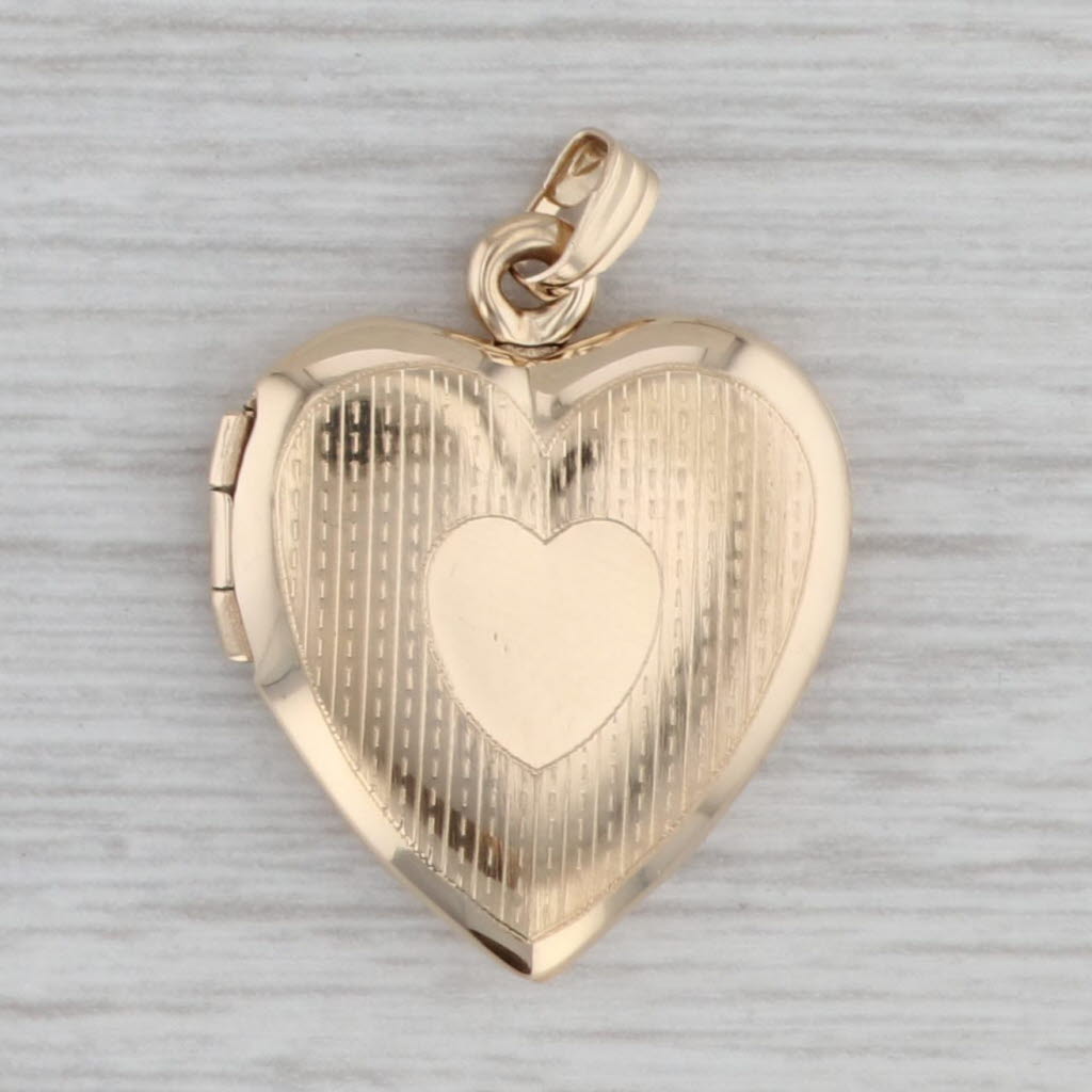 Gray Engravable Heart Picture Locket Pendant 14k Yellow Gold