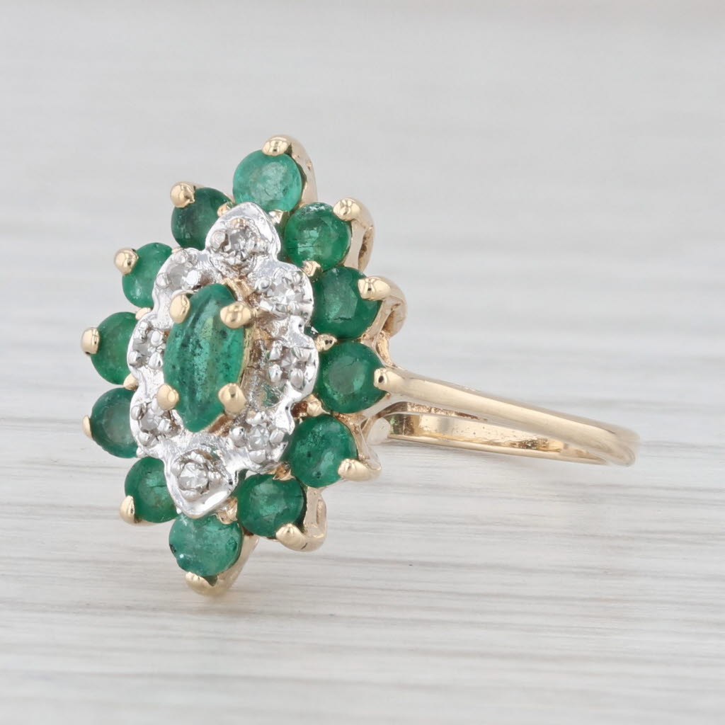 Light Gray 0.93ctw Emerald Diamond Halo Ring 10k Yellow Gold Size 7.5