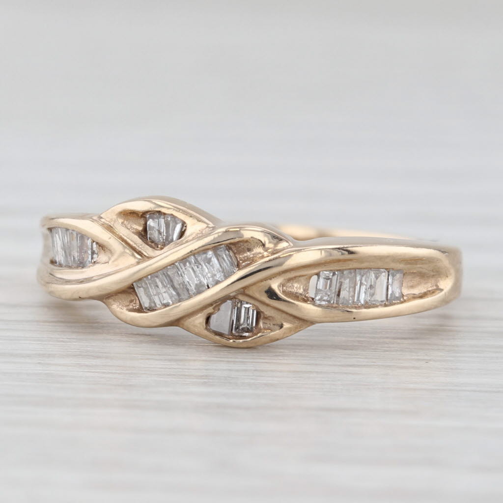 Light Gray 0.35ctw Diamond Knot Ring 10k Yellow Gold Size 7.25