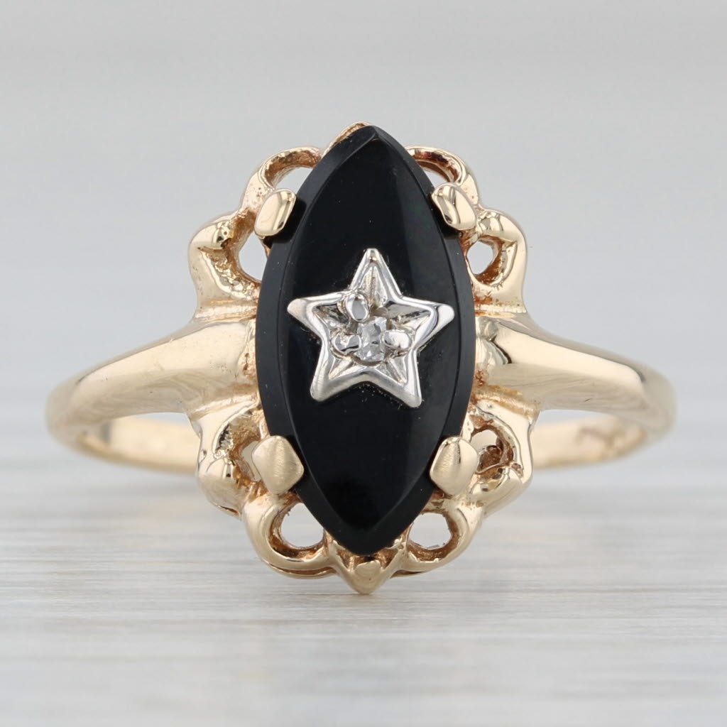 Light Gray Onyx Diamond Star Signet Ring 10k Yellow Gold Size 5.25 Vintage