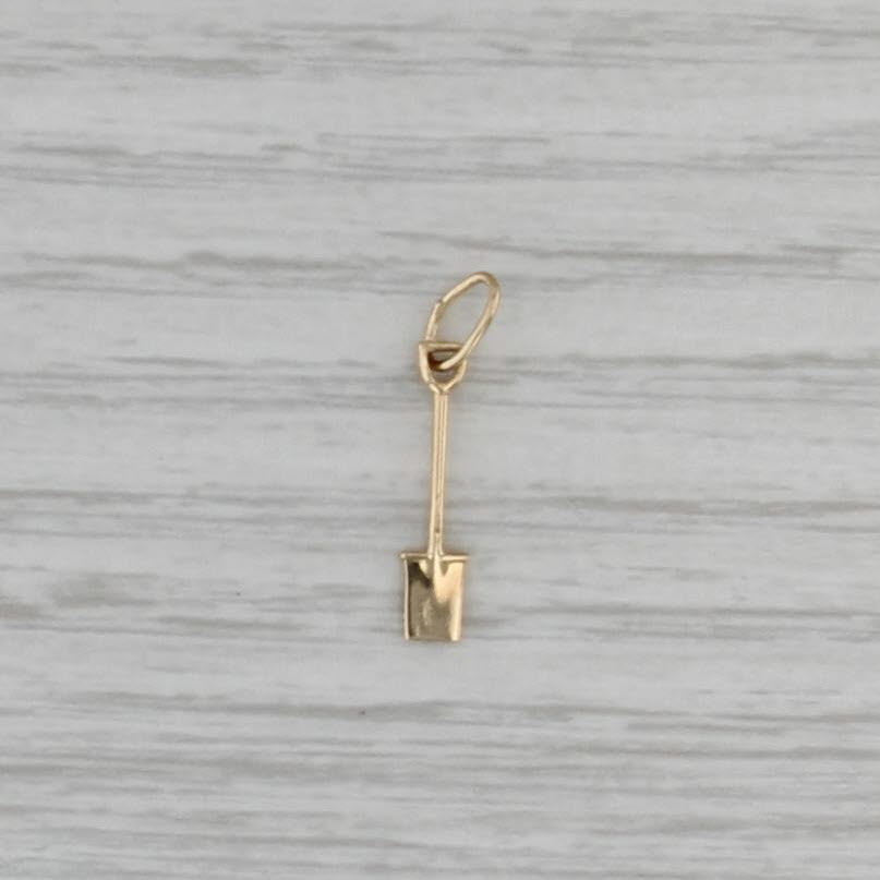 Vintage Shovel Charm 14k Yellow Gold Small Drop