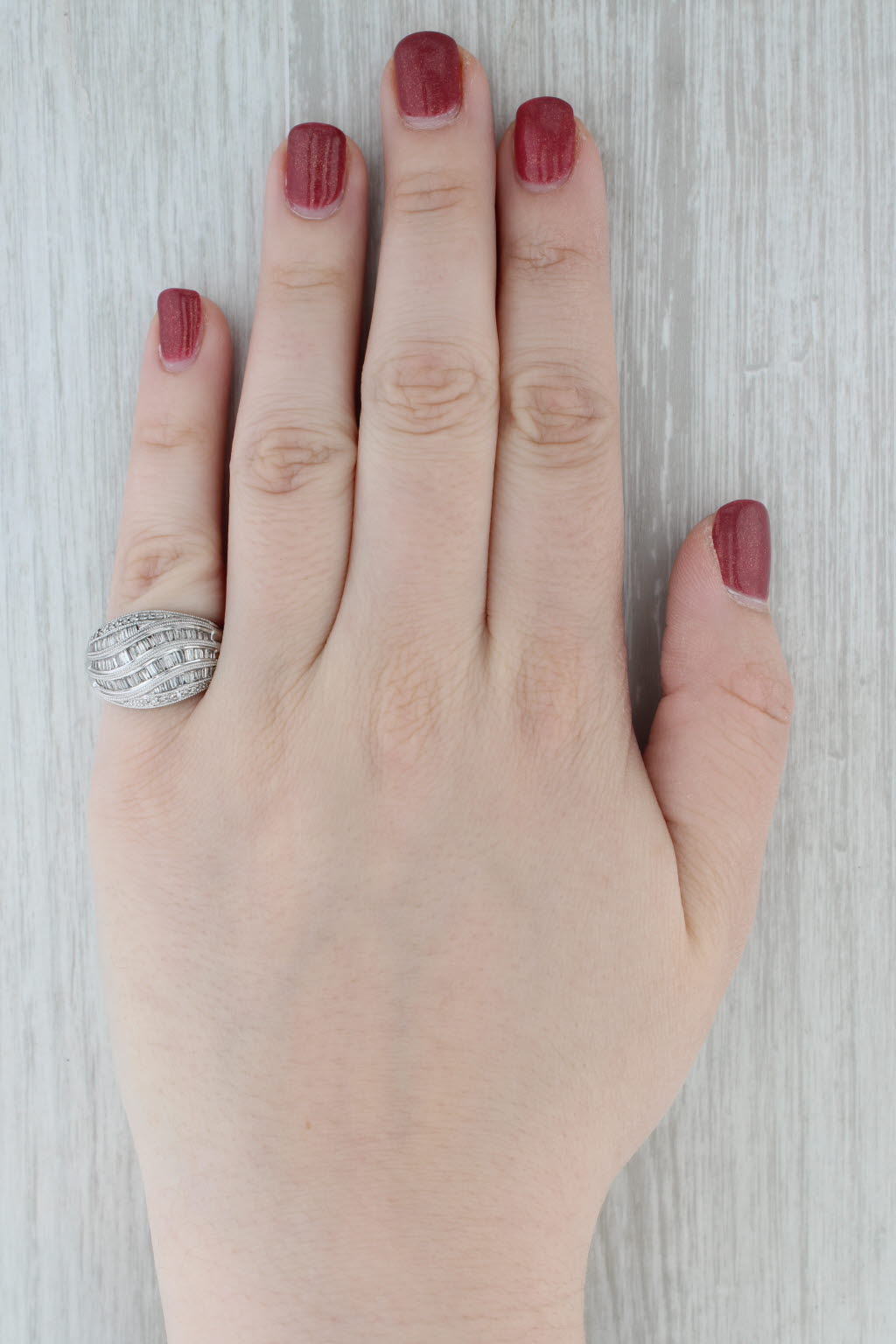 Gray 1.56ctw Diamond Curved Channel Set Ring 14k White Gold Size 7.25