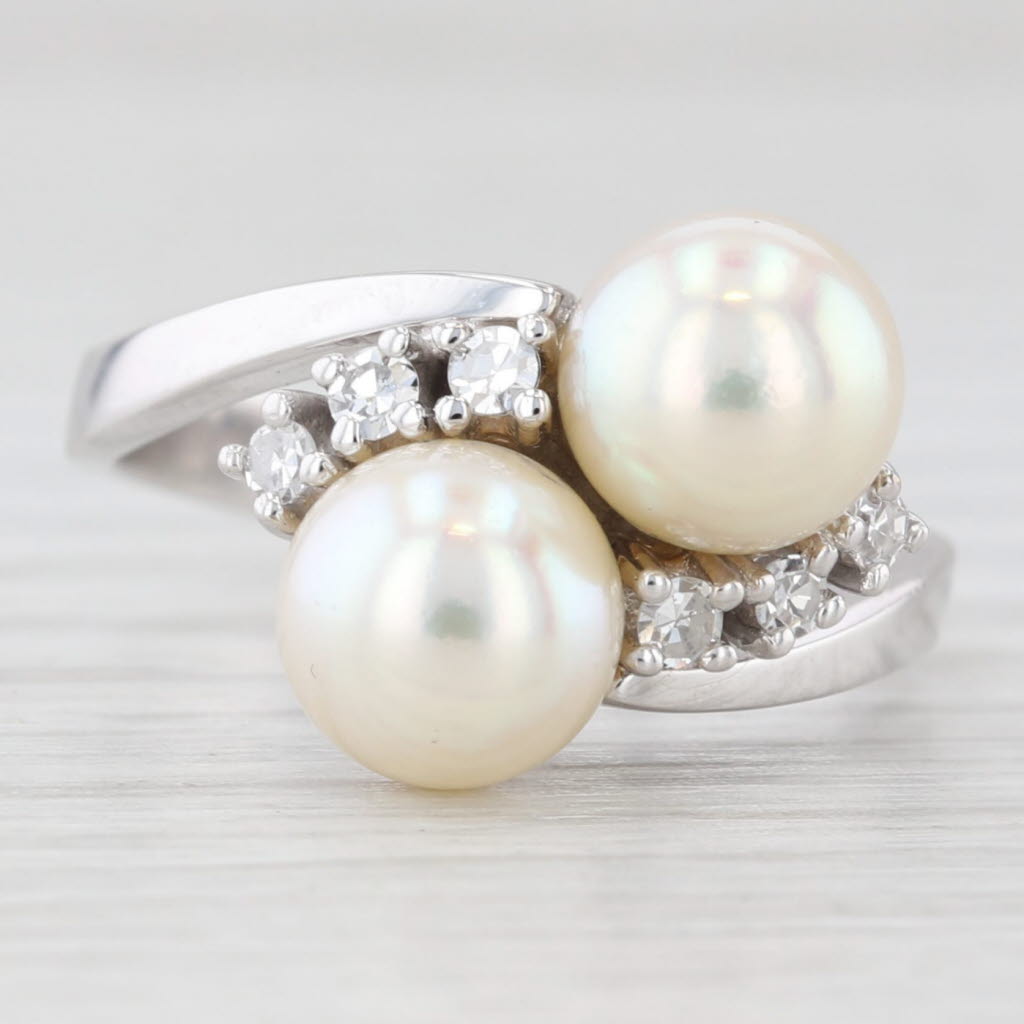 Light Gray Cultured Pearl 0.12ctw Diamond Bypass Ring 18k White Gold Size 7-7.25