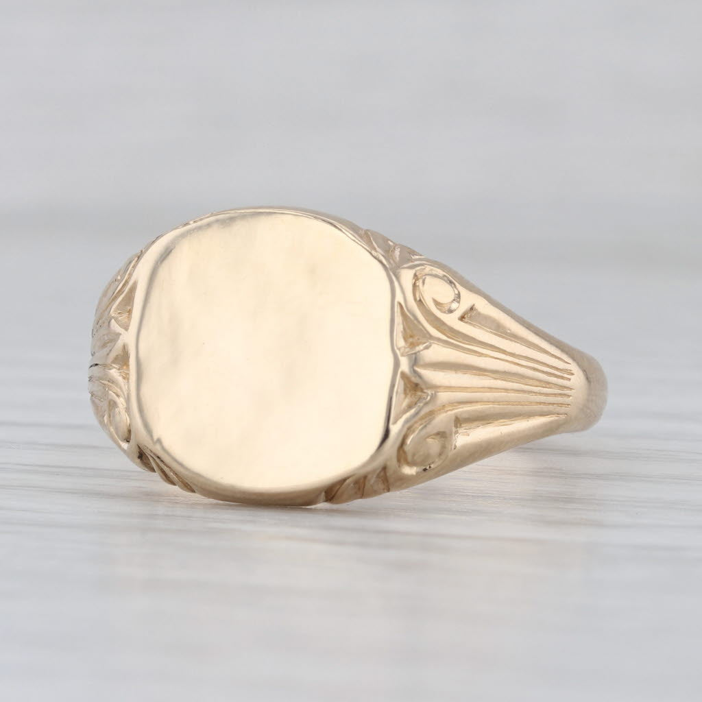 Vintage Engravable Men's Signet Ring 14k Yellow Gold Size 12 Solid Back