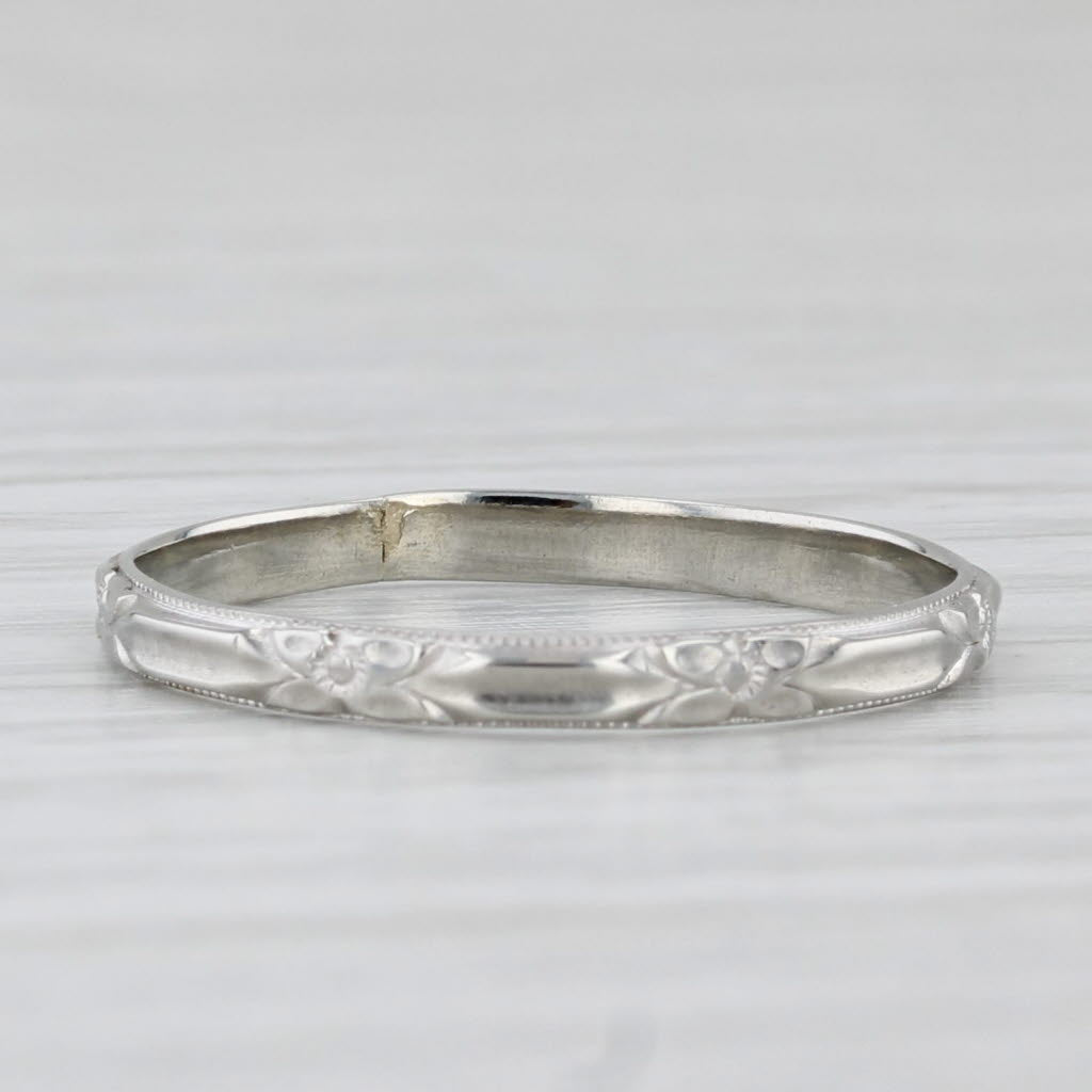 Light Gray Vintage Floral Pattern Wedding Band 14k White Gold Size 6.75 Ring Stackable