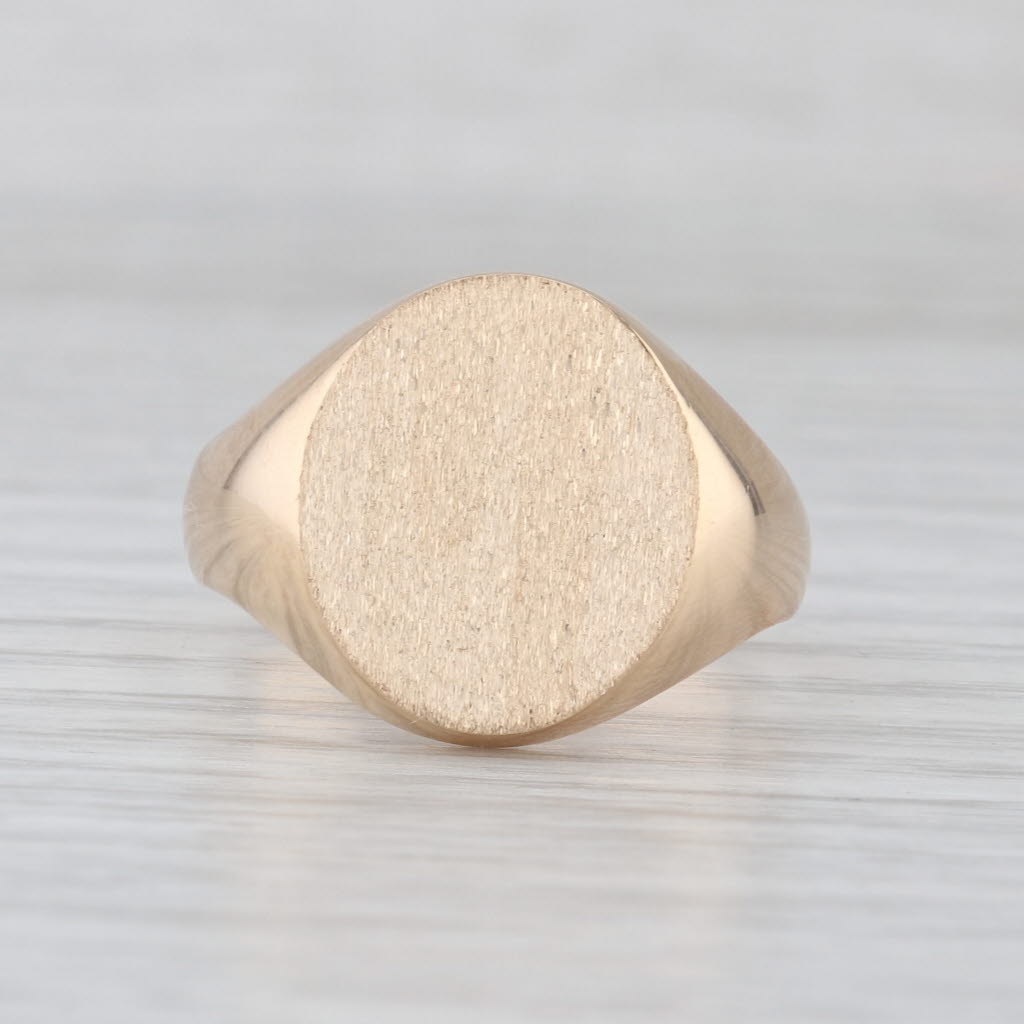 Engravable Signet Ring 14k Yellow Gold Size 10 Vintage Church & Co Die Struck