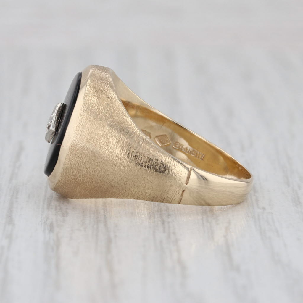 Vintage Men's Onyx Diamond Signet Ring 10k Yellow Gold Size 10.25