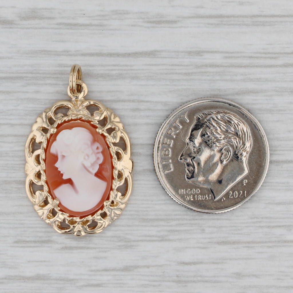 Gray Vintage Figural Carved Shell Cameo Pendant 14k Yellow Gold Charm