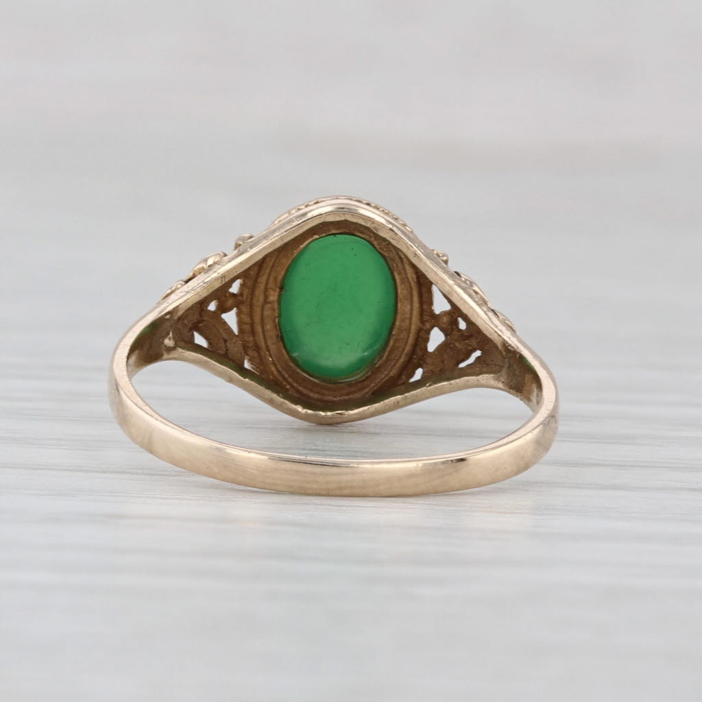 Vintage Green Glass Ring 10k Yellow Gold Size 6.75 Oval Cabochon Solitaire