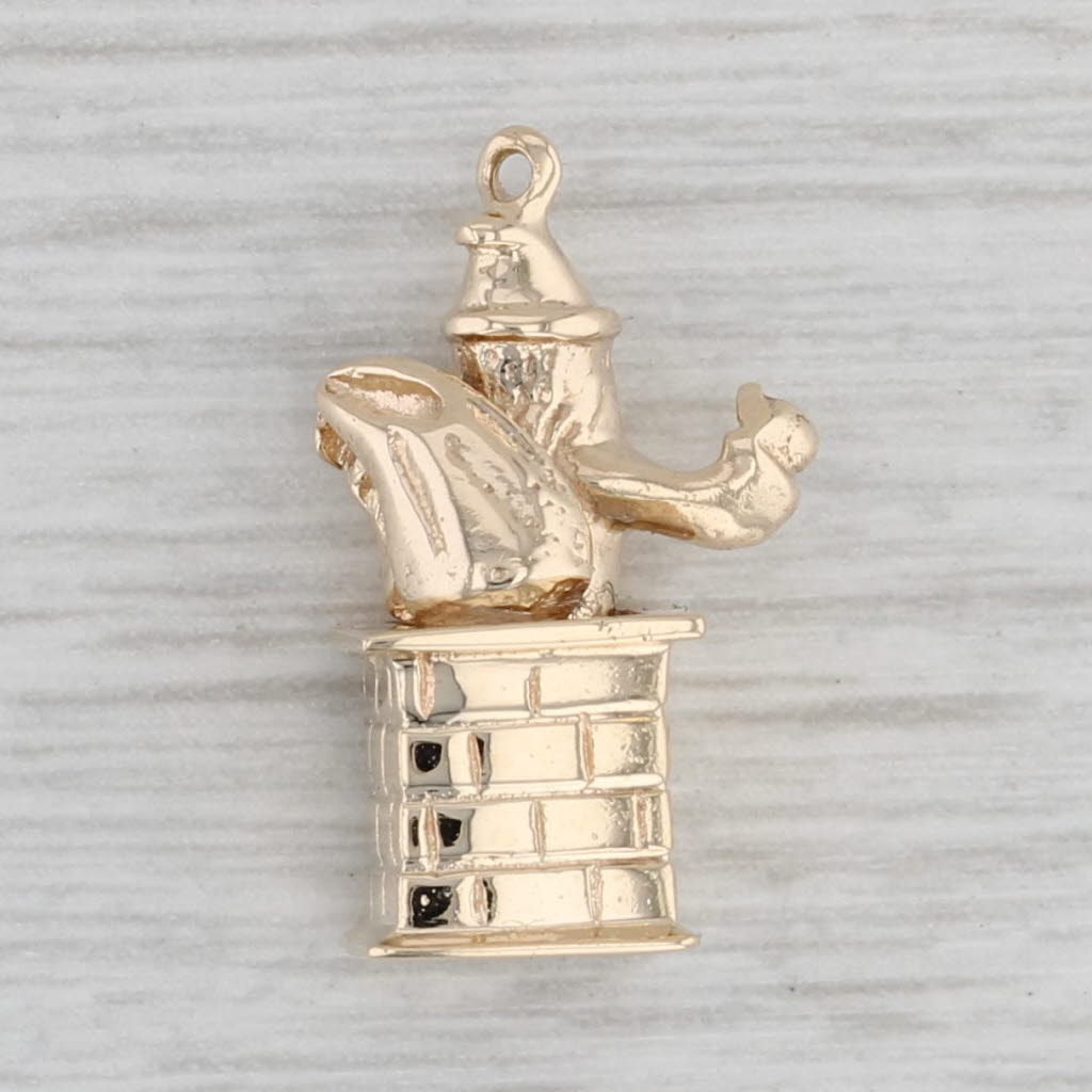 Gray Santa in Chimney Charm 10k Gold Christmas Holiday Jewelry 3D Figural Pendant