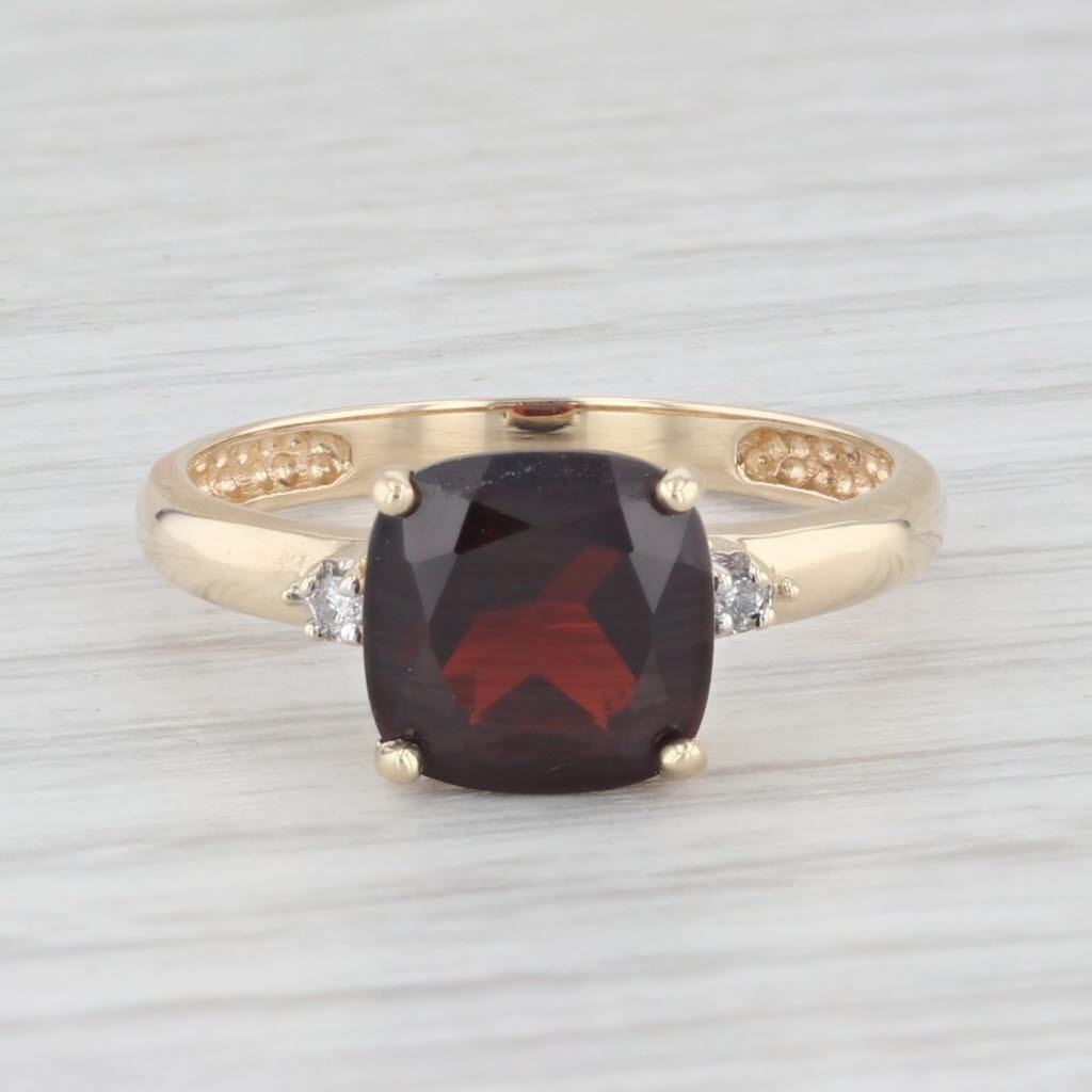 Light Gray 2.38ctw Cushion Garnet Diamond Ring 14k Yellow Gold Size 6