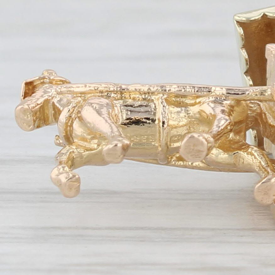 Light Gray Horse Drawn Carriage Bahamas Souvenir Charm 14k Yellow Gold Pendant