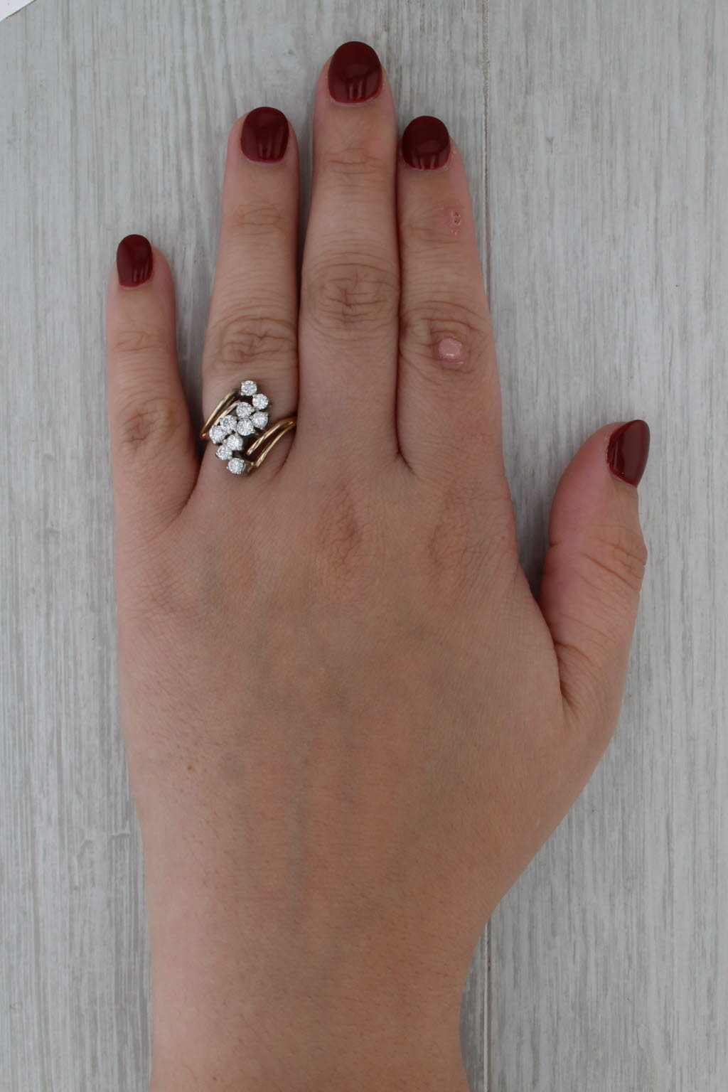 Vintage 0.95ctw Diamond Cluster Bypass Ring 14k Yellow Gold Size 6.25