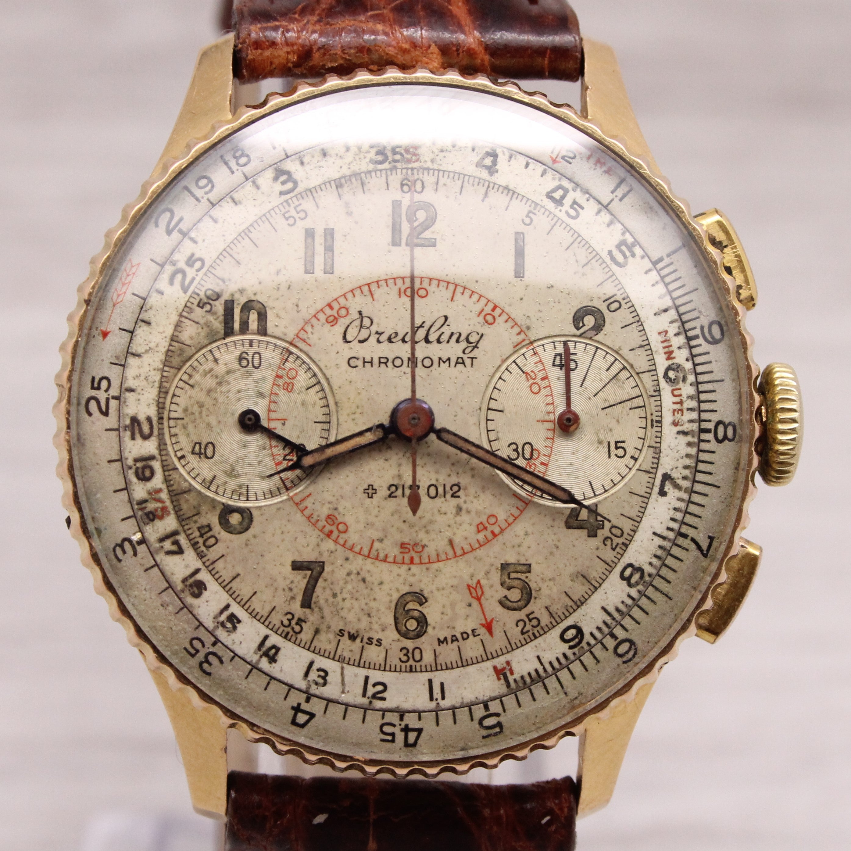 Gray Vintage c.1945 Breitling Chronomat 18k Pink Gold Mens Chronograph Watch ref.769