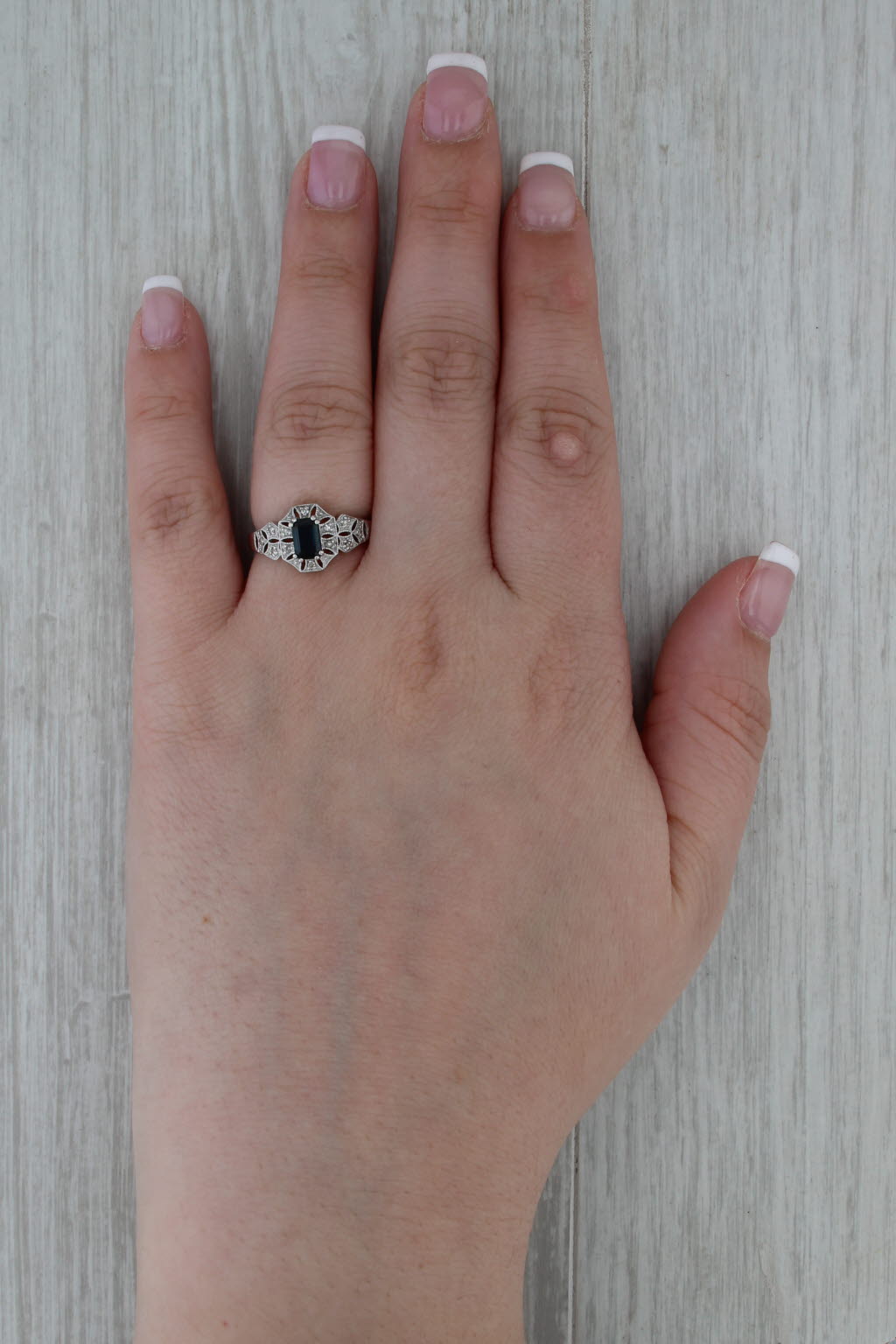 0.72ctw Emerald Cut Sapphire Diamond Halo Ring 10k White Gold Size 6