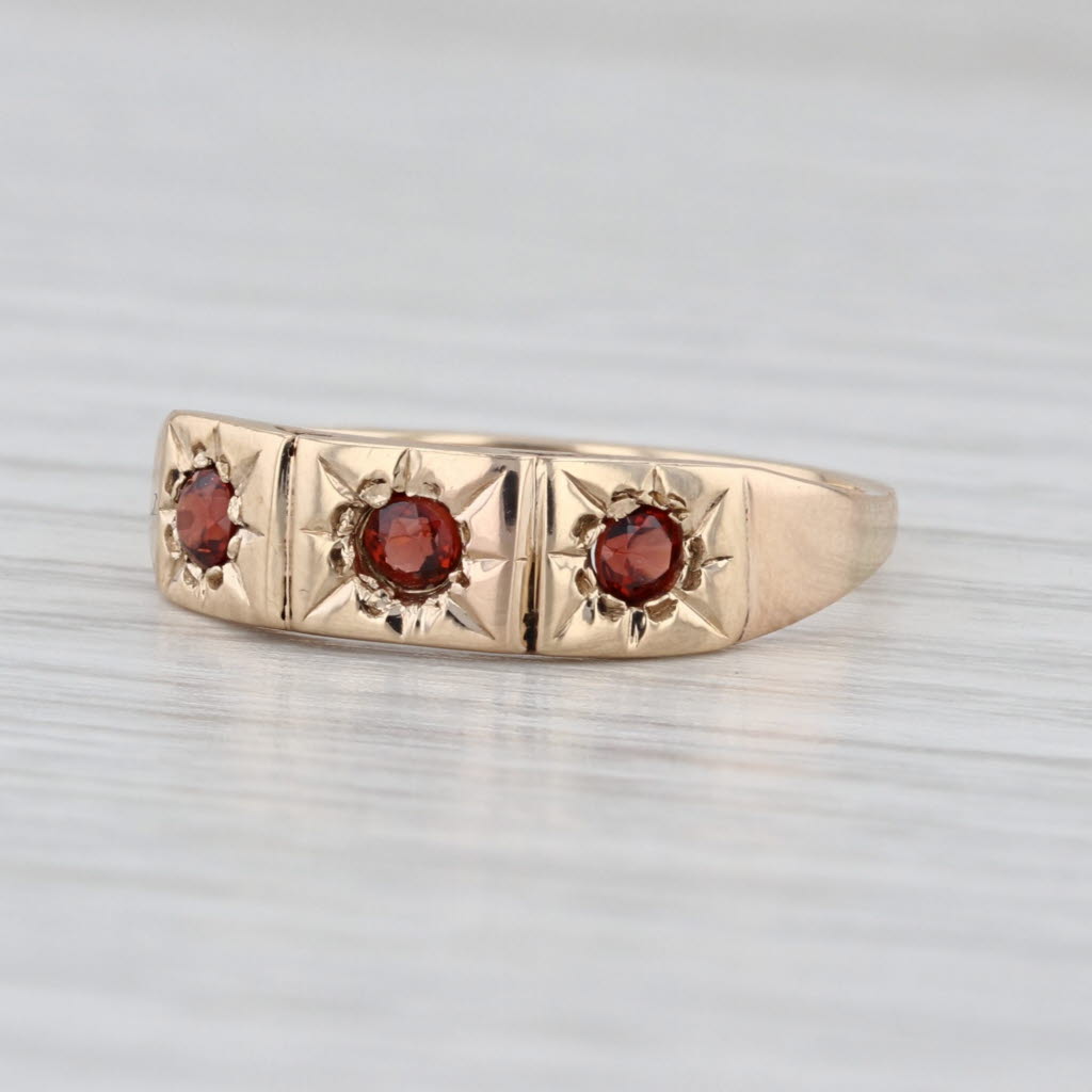 Antique Victorian 0.28ctw 3-Stone Garnet Ring 10k Yellow Gold Size 7.5
