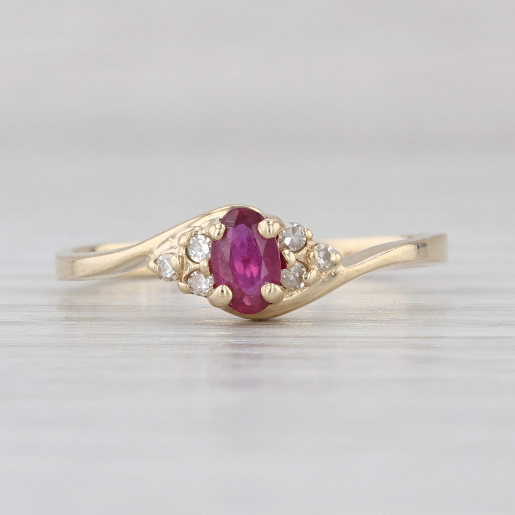 0.24ctw Ruby Diamond Bypass Ring 14k Yellow Gold Size 6.5