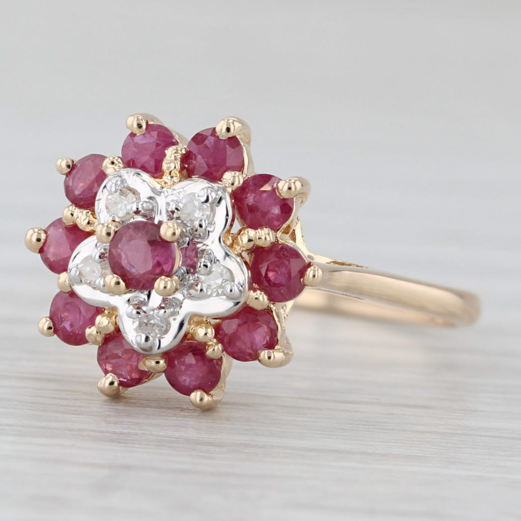 Light Gray 0.81ctw Diamond Ruby Flower Ring 14k Yellow Gold Size 6.25