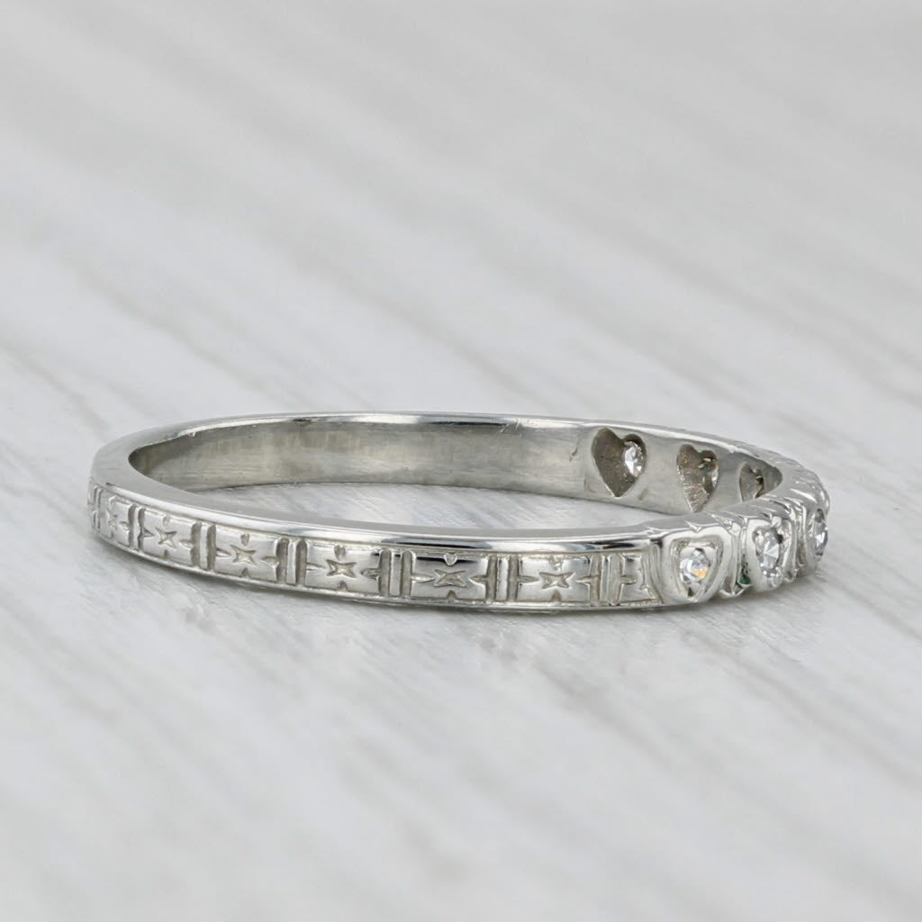 Light Gray Vintage Diamond Hearts Wedding Ring 18k White Gold Size 6.75 Stackable Band