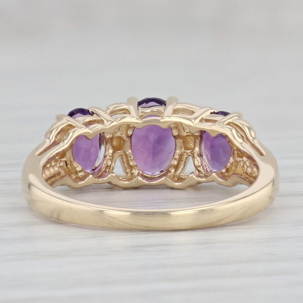 Gray 1.50ctw Oval 3-Stone Amethyst Ring 14k Yellow Gold Size 7