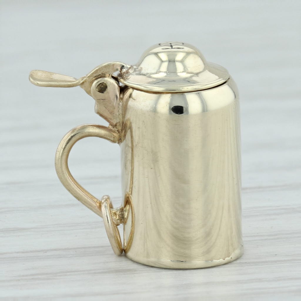 Light Gray Hofbrauhaus "HB" Stein Charm 8k Gold Las Vegas Souvenir German Beer Hall