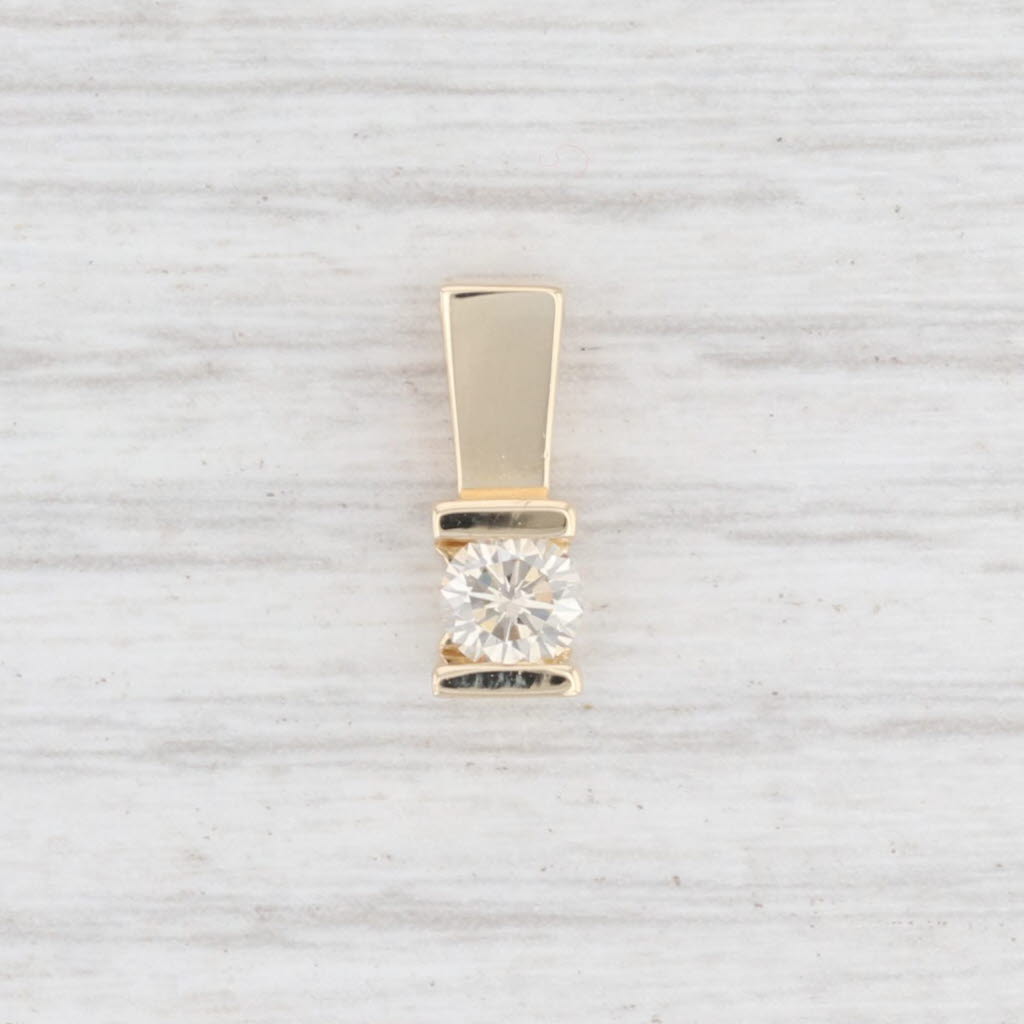 Light Gray 0.31ct Diamond Solitaire Pendant 14k Yellow Gold VS2 Champagne Round Brilliant