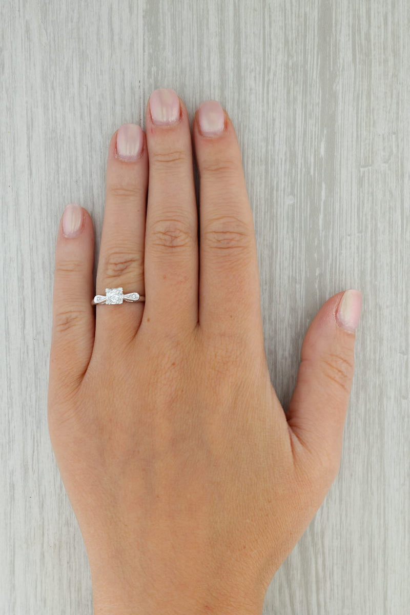 Gray 0.23ctw Round Diamond Engagement Ring 14k White Gold Size 5.5