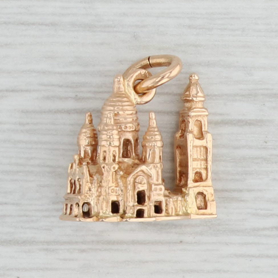 Light Gray Basilique du Sacre-Coeur Basilica Sacred Heart Charm 18k Gold Souvenir Pendant