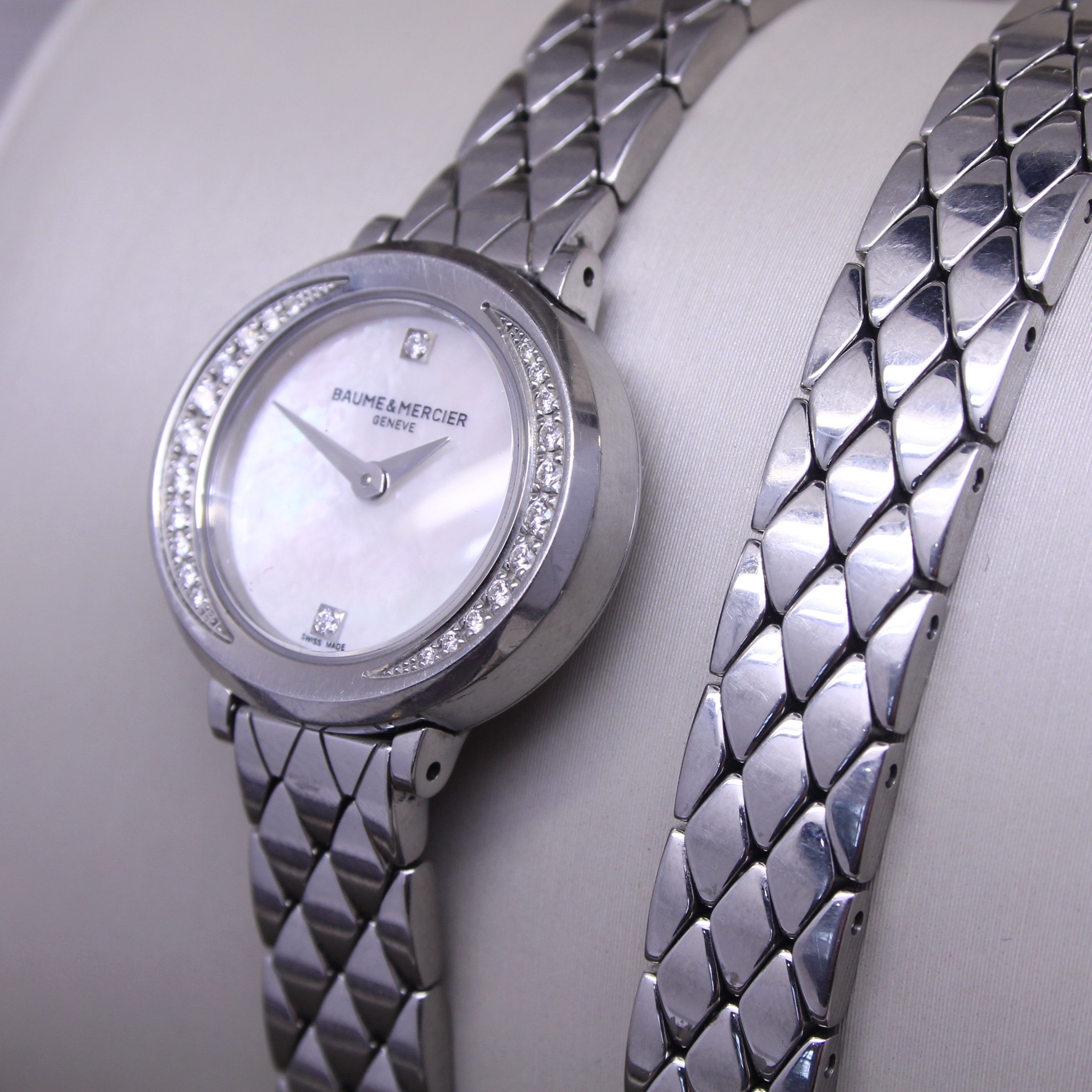 Dark Gray Baume Mercier Ladies Steel Double Bracelet Petit Promesse Diamond MOP Watch Box