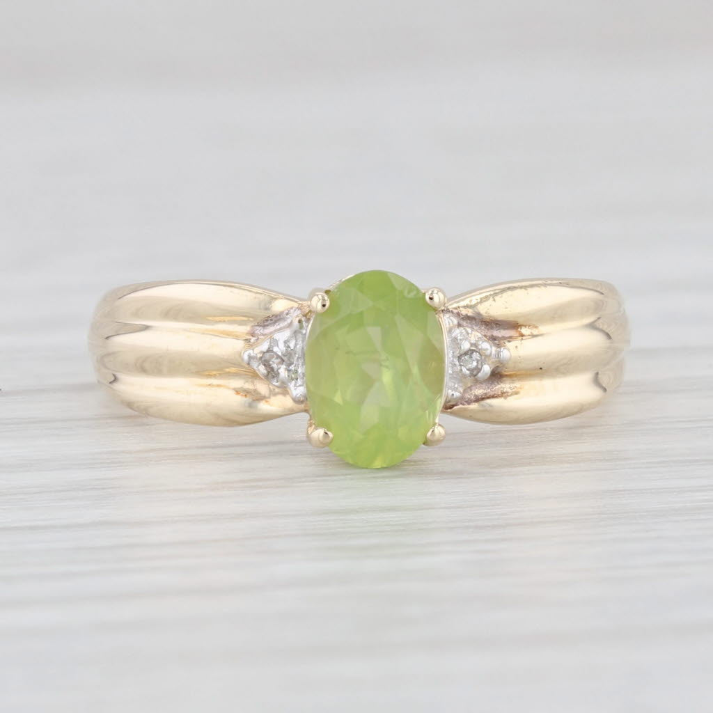 Light Gray 0.90ct Oval Peridot Solitaire Ring 10k Yellow Gold Size 7.25 Diamond Accents