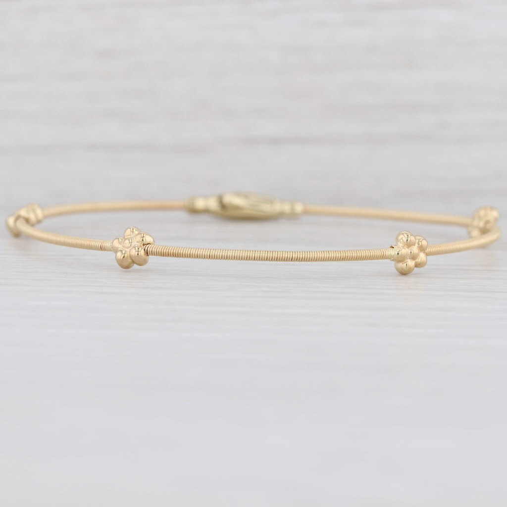 Light Gray Flower Station Bracelet 18k Yellow Gold Snap Clasp 7.25" Snake Chain