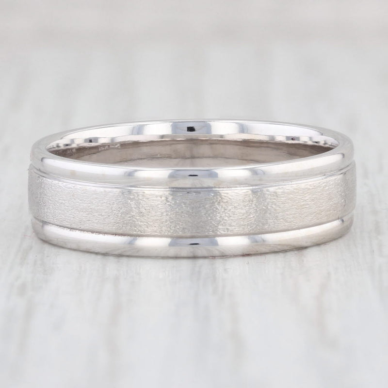 Light Gray Men's Beveled Wedding Band 14k White Gold Size 11.5 Ring