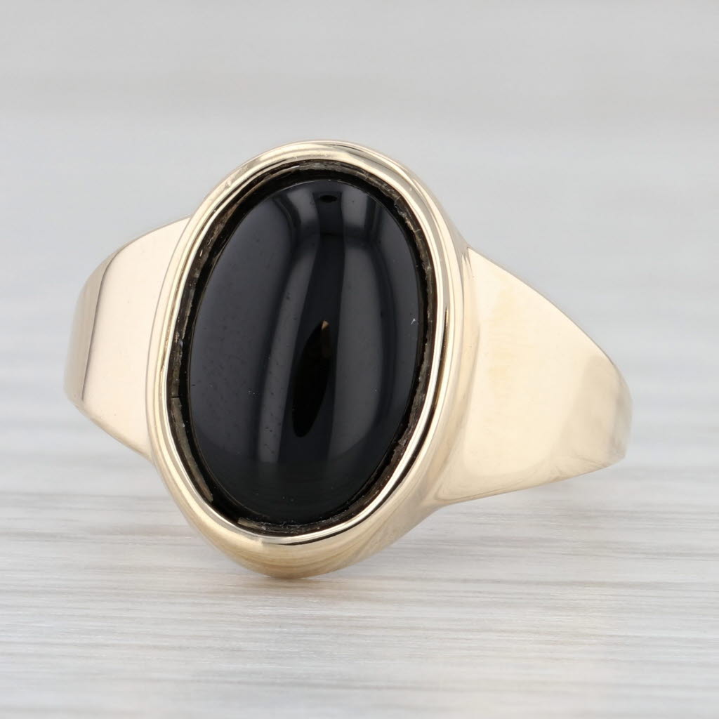 Light Gray Onyx Oval Cabochon Ring 14k Yellow Gold Size 7.5