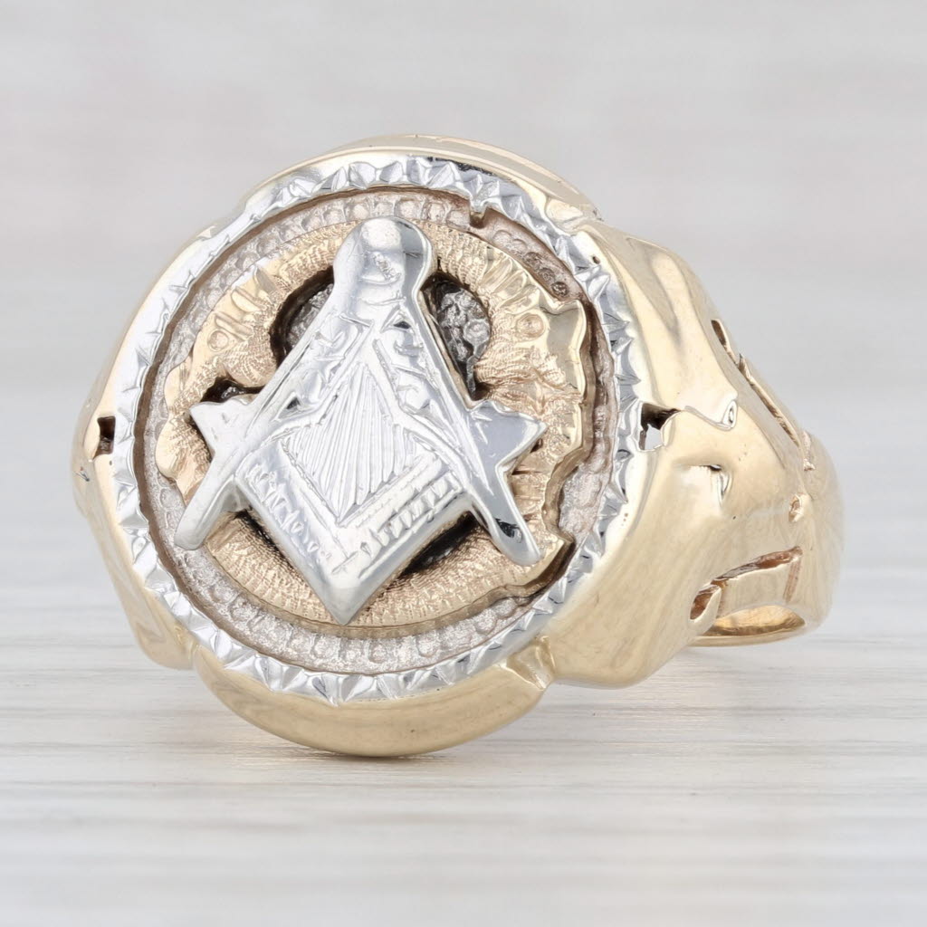 Light Gray Vintage Masonic Blue Lodge Signet Ring 10k Gold Size 9.25 Square Compass