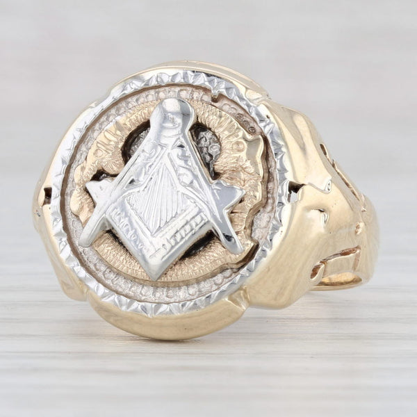 Light Gray Vintage Masonic Blue Lodge Signet Ring 10k Gold Size 9.25 Square Compass