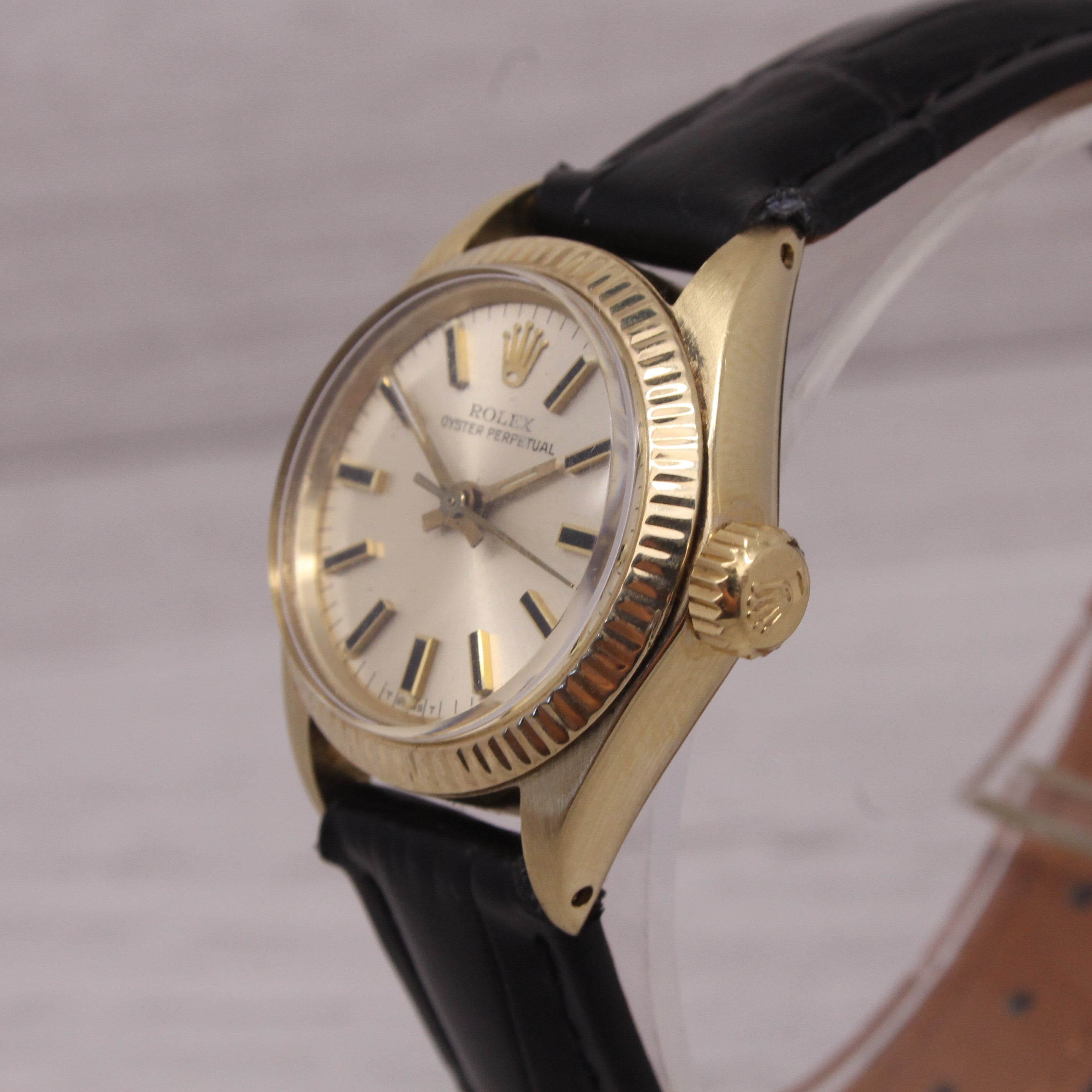 Rosy Brown 1980 Rolex Oyster Perpetual ref.6719 14k Solid Gold Ladies Automatic Watch 2 yr