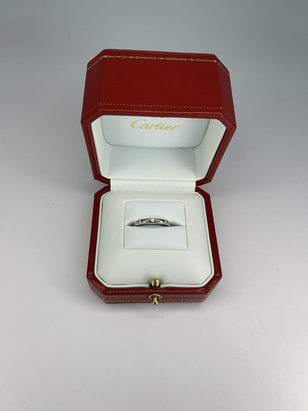 Trinity de CARTIER Diamond 18k White Gold Band Ring Certific