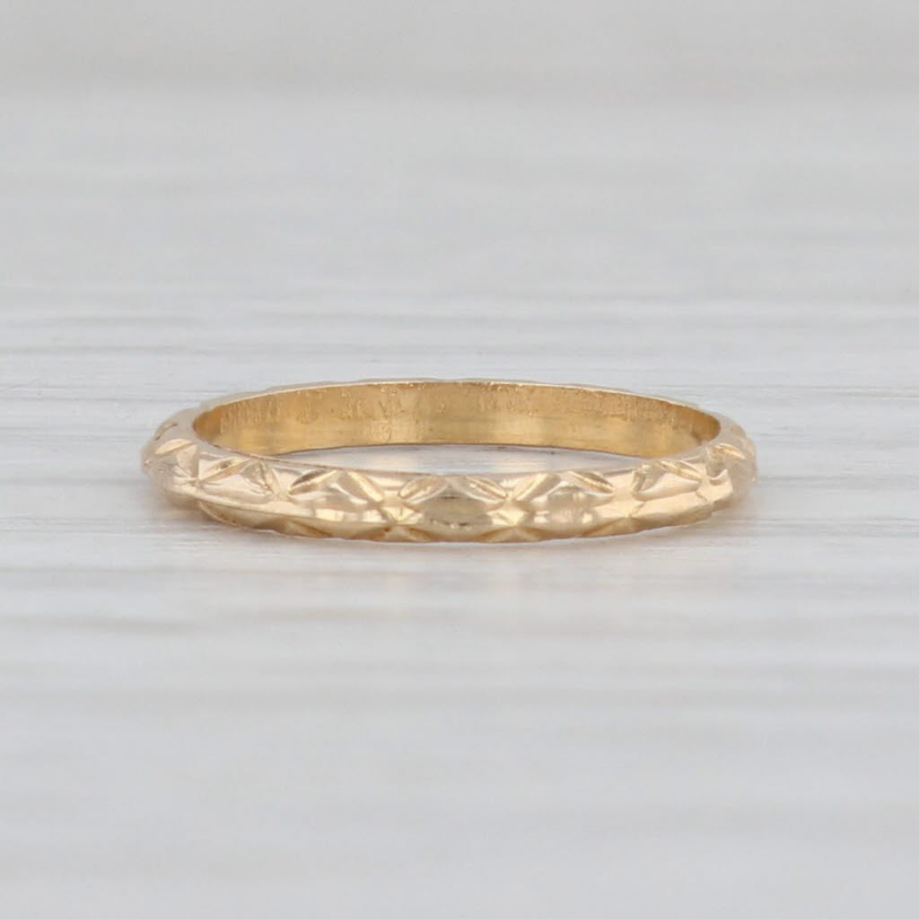 Light Gray Vintage DBA Patterned Baby Ring 10k Yellow Gold Small Size 1.25 Band Keepsake