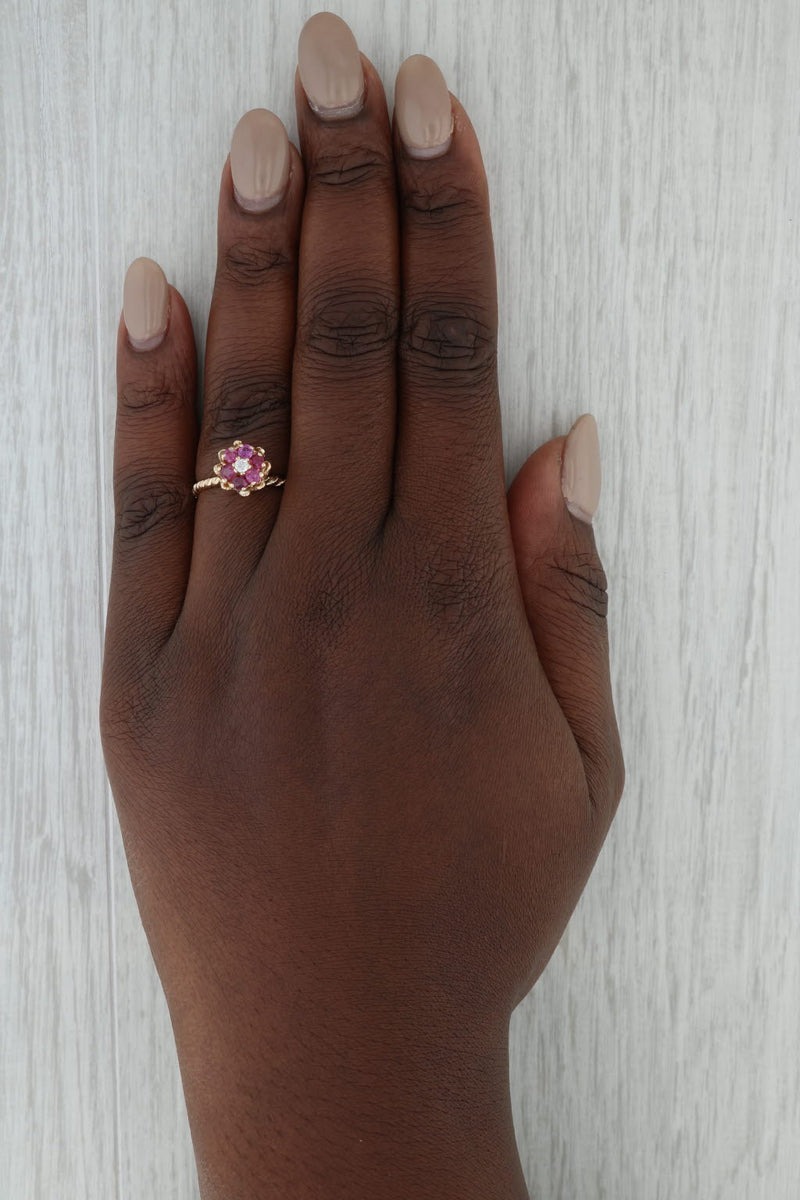 Vintage 0.49ctw Lab Created Ruby Diamond Flower Ring 14k Yellow Gold Size 8