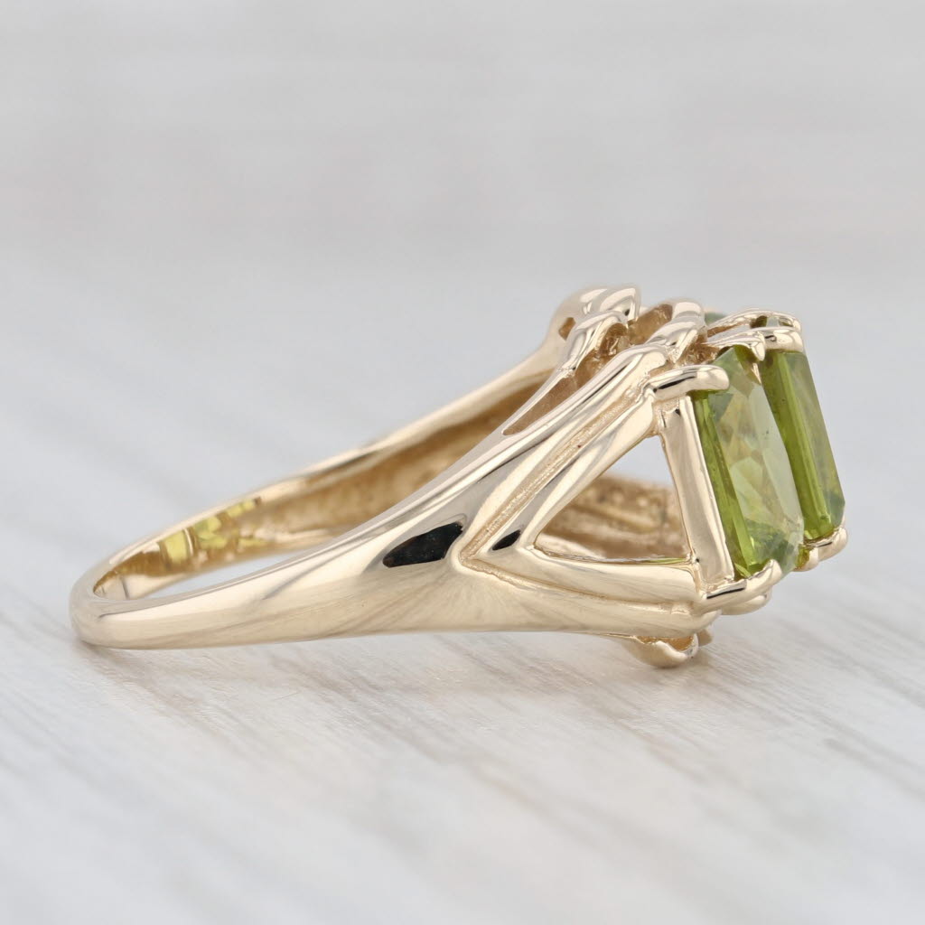 Light Gray 2.85ctw Peridot 3-Stone Ring 14k Yellow Gold Size 7 August Birthstone