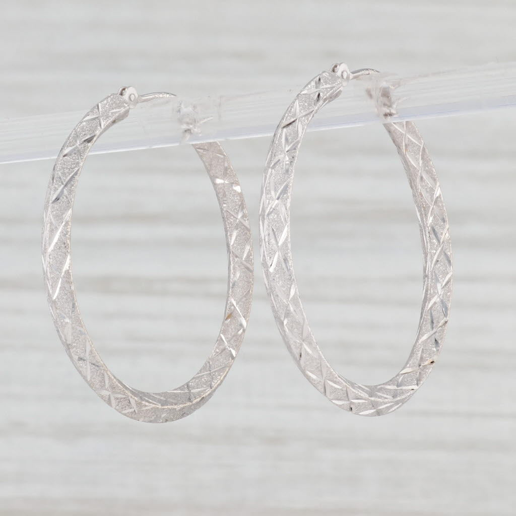 Light Gray Brushed Lattice Work Beveled Hoop Earrings 14k White Gold Snap Top Round Hoops