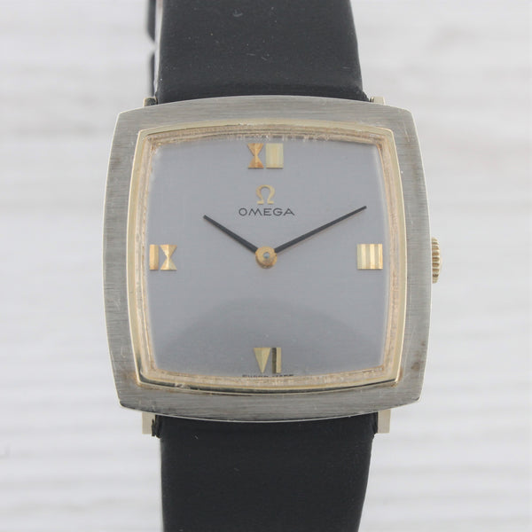 Gray Vintage c.1969 Omega 14k Yellow Gold Square Midsize Manual Watch Modern Roman
