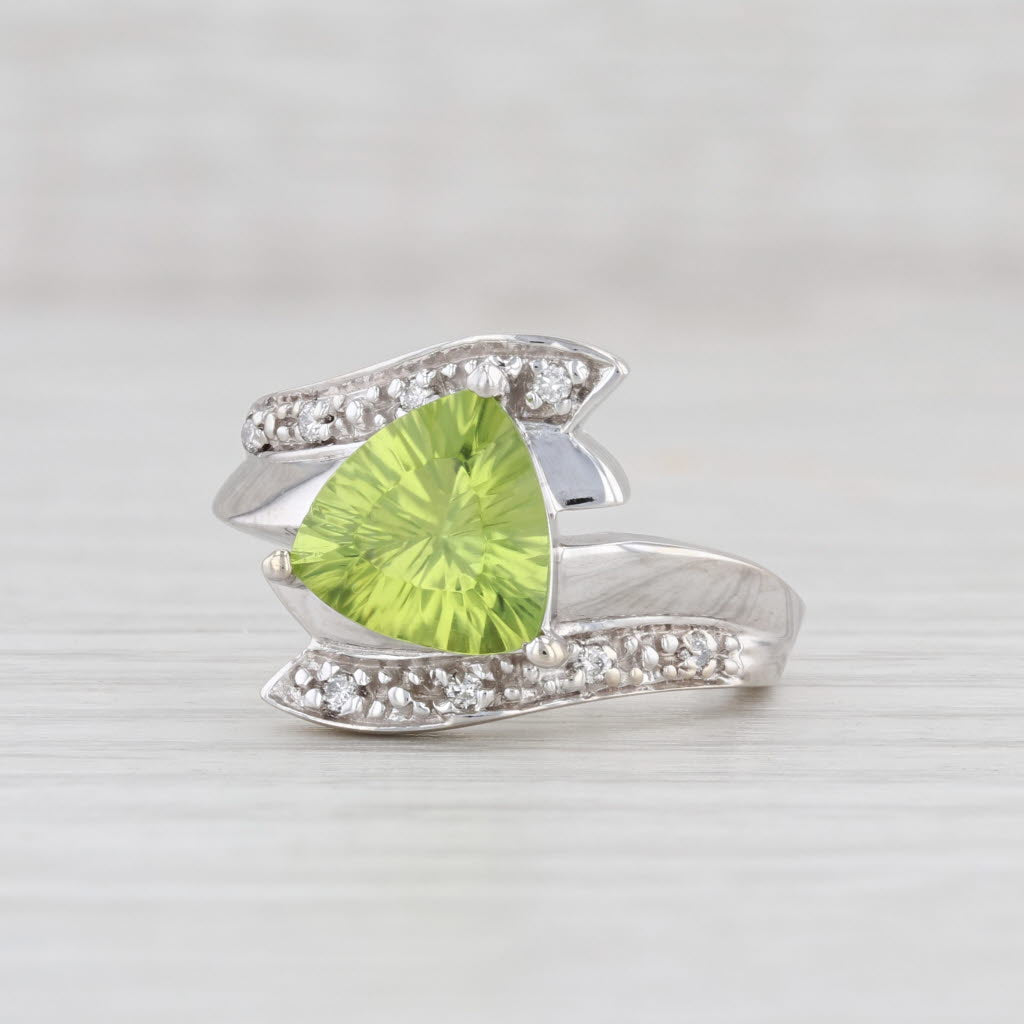 Light Gray 2.08ctw Peridot Diamond Bypass Ring 14k White Gold Size 7 Cocktail