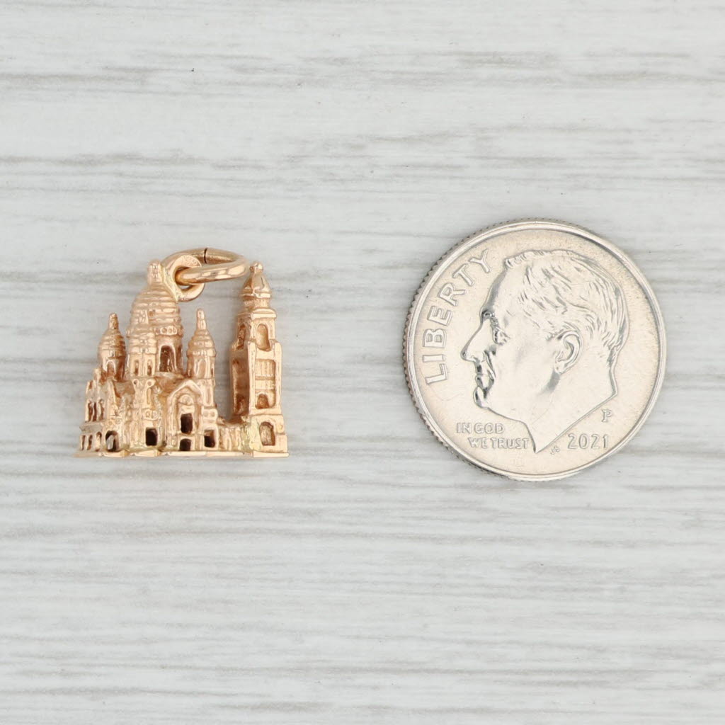 Light Gray Basilique du Sacre-Coeur Basilica Sacred Heart Charm 18k Gold Souvenir Pendant