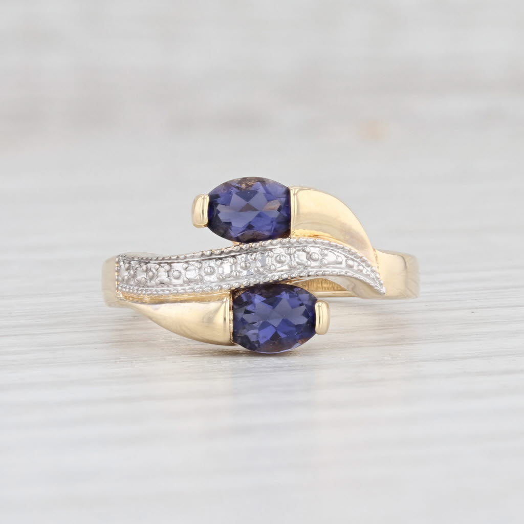 Light Gray 0.90ctw Purple Blue Iolite Bypass Ring 14k Yellow Gold Size 7.25