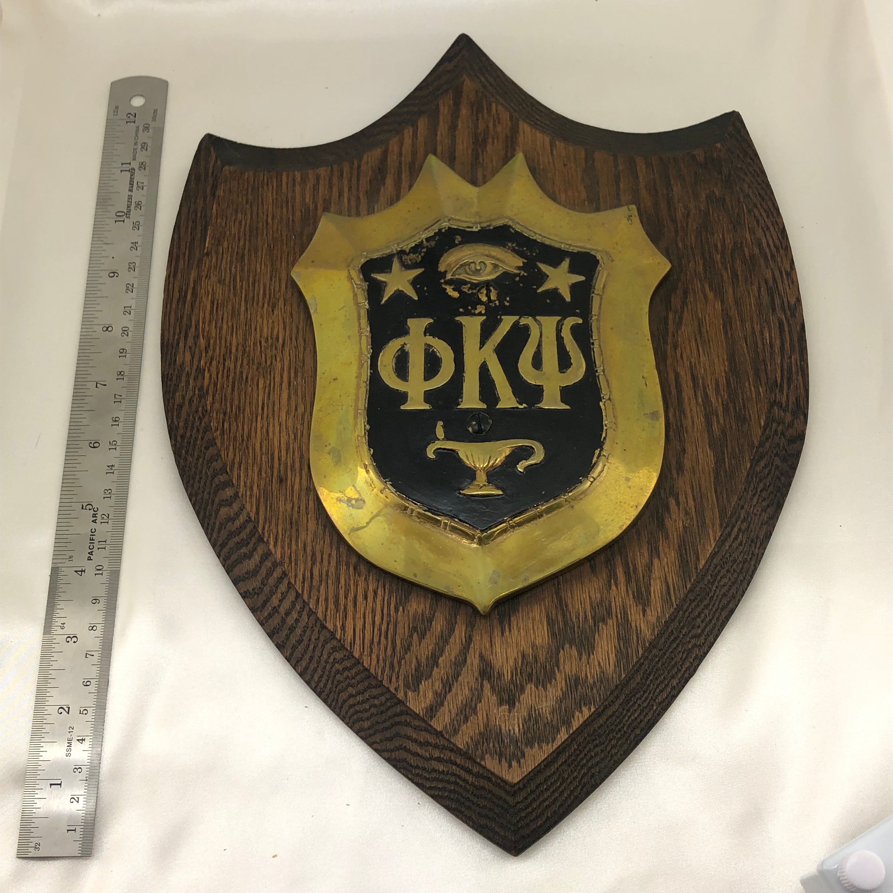 Light Gray Antique Phi Kappa Psi Fraternity Wall Plaque Wood Brass Badge