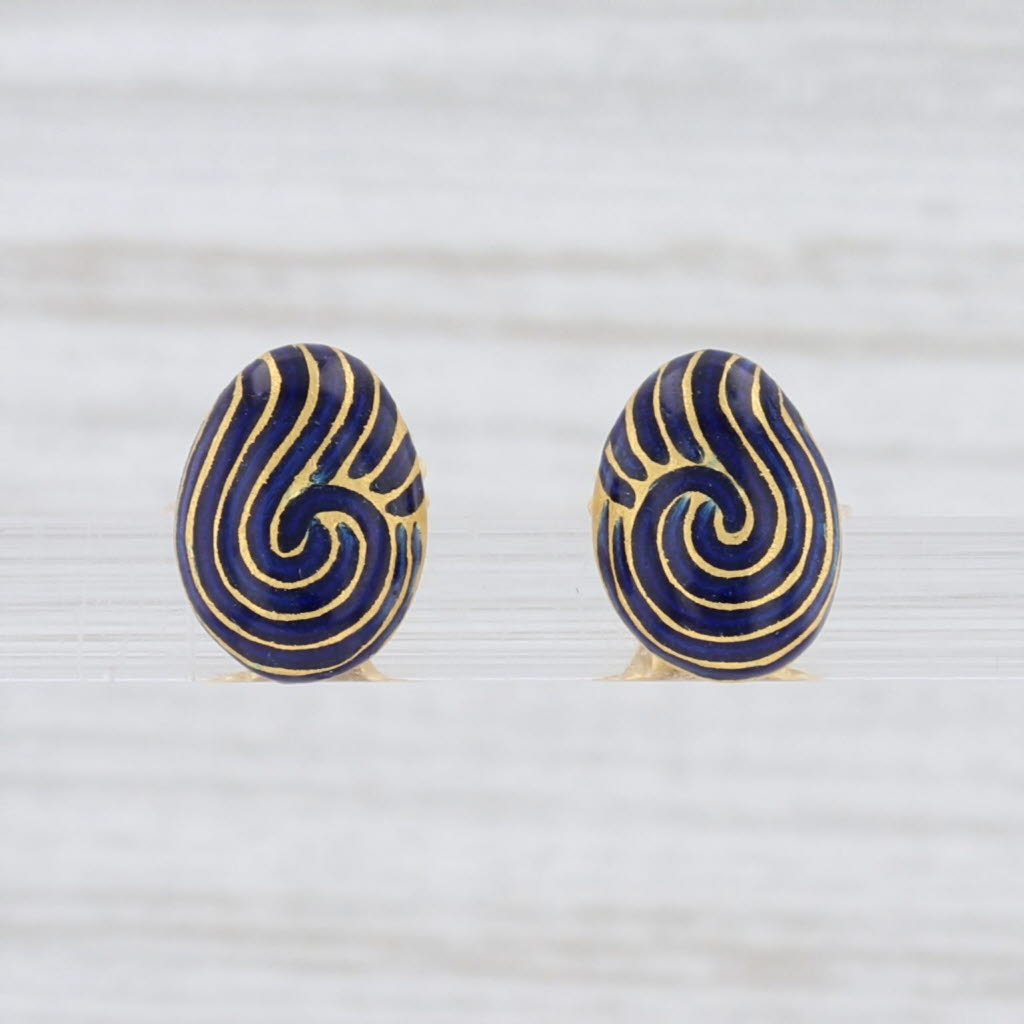 Light Gray Enamel Swirl Stud Earrings 18k Yellow Gold Pierced