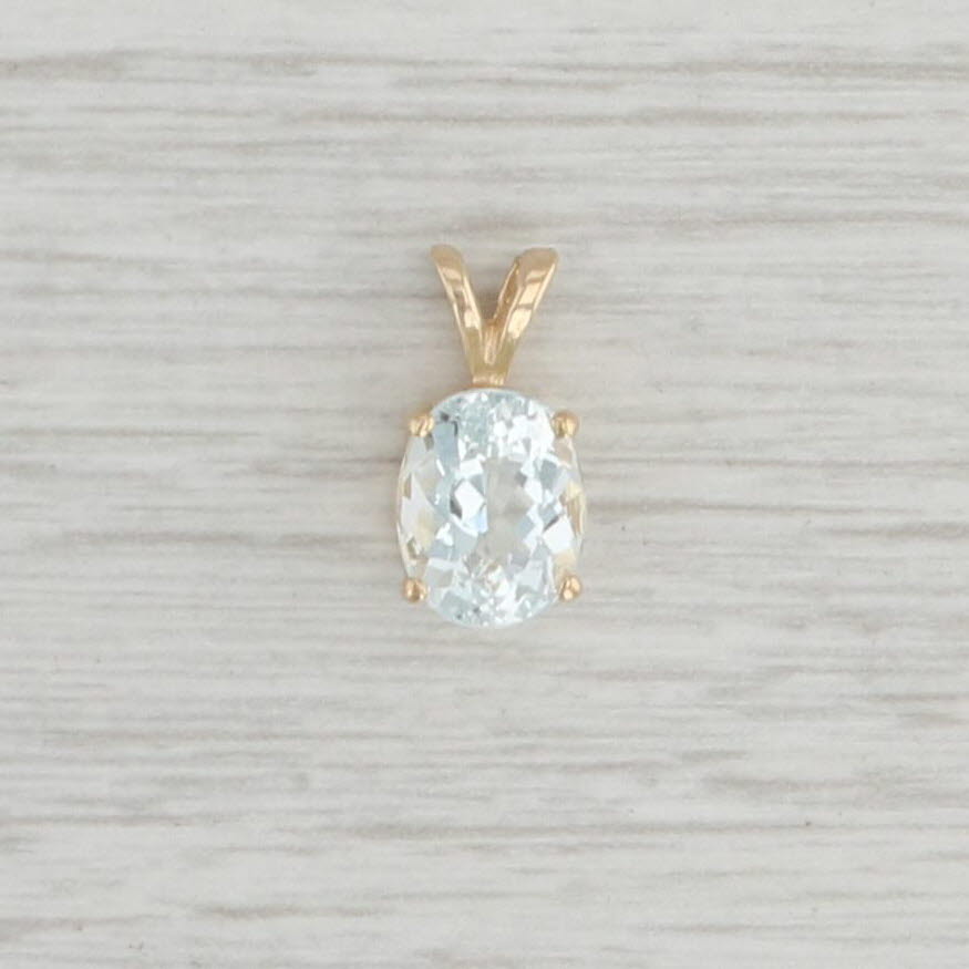 Light Gray New 1.70ct Aquamarine Pendant 14k Yellow Gold Oval Cut Solitaire