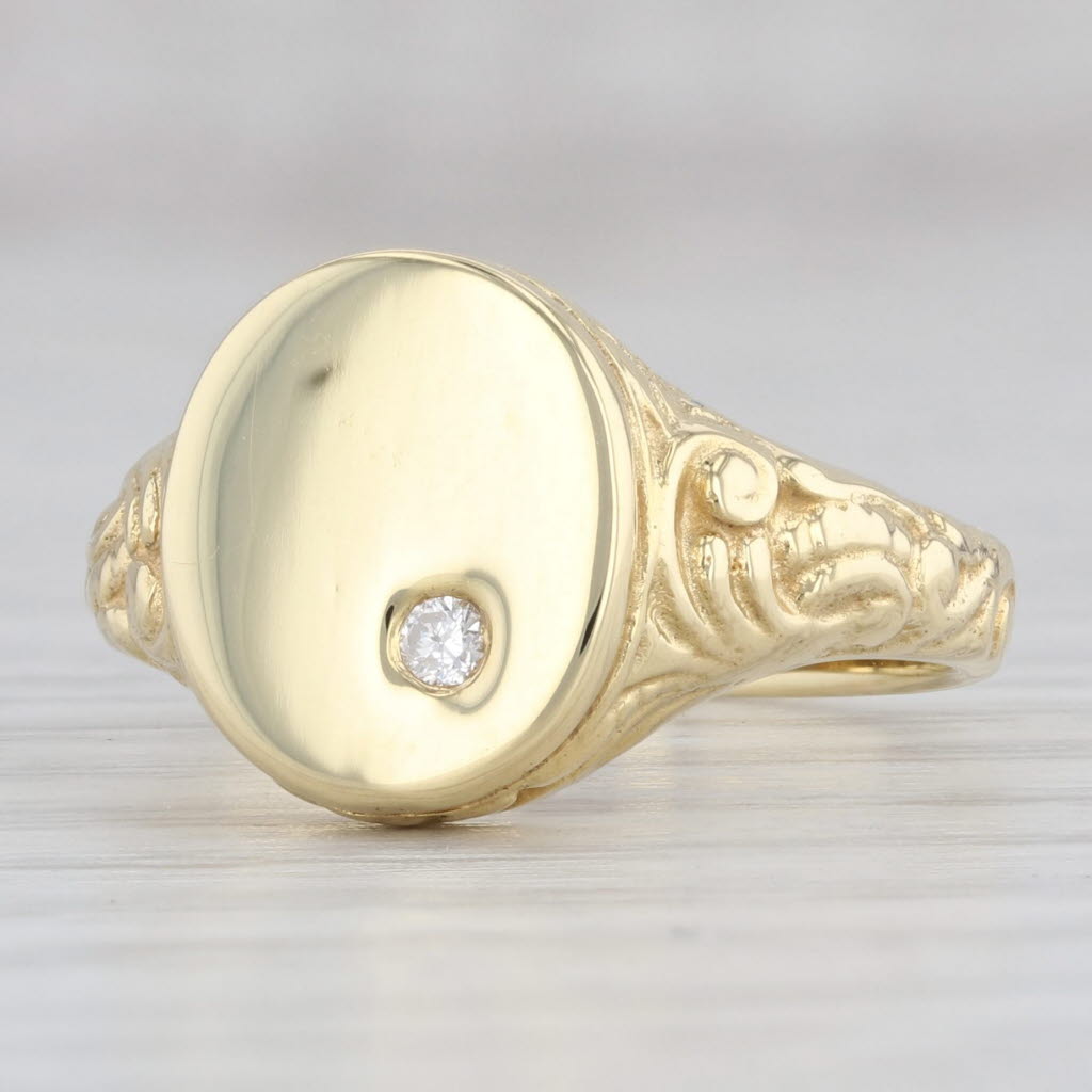 Light Gray Diamond Accented Engravable Signet Ring 18k Yellow Gold Size 6.75 Floral Vintage